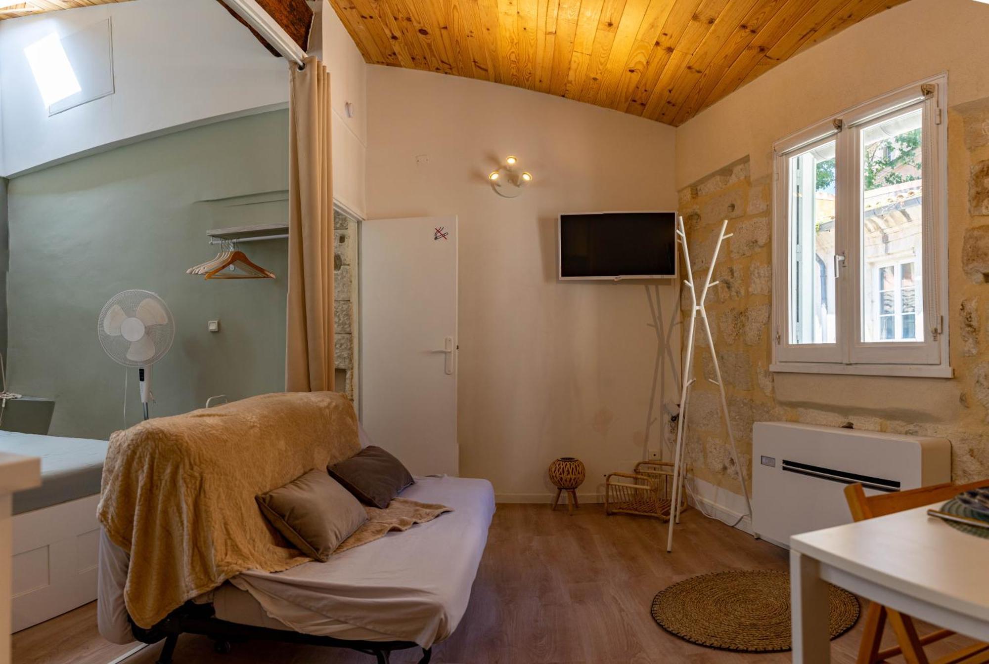 A L'Ombre Des Papes Apartment Avignon Ngoại thất bức ảnh